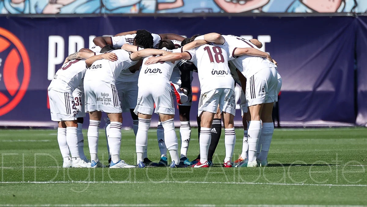 Estos son los elegidos por el entrenador del Albacete para la 'encerrona'  de Riazor que puede devolver al club blanco a Segunda División - El Digital  de Albacete