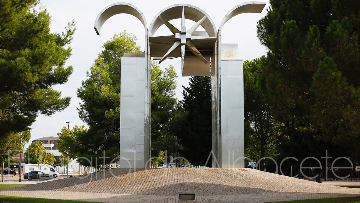 Rotonda en el Barrio Universidad de Albacete / Imagen de archivo