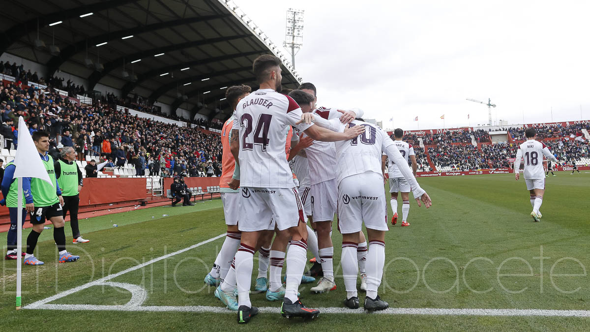 Cronología de albacete balompié contra málaga cf