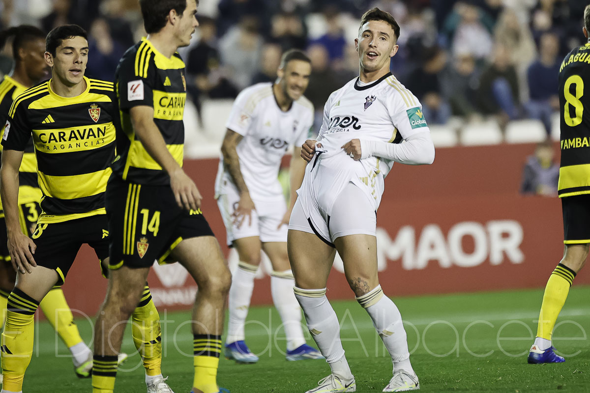 Clasificaciones de jugadores de albacete balompié contra real zaragoza